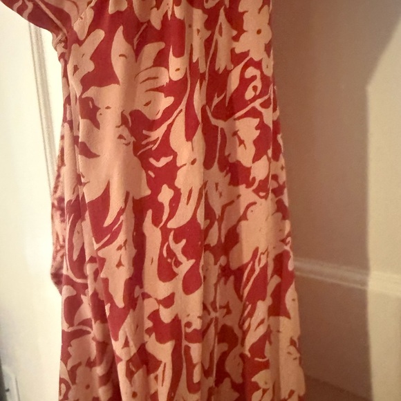 Natalie Martin Red and Cream Long Sleeve Dress - Picture 8 of 11